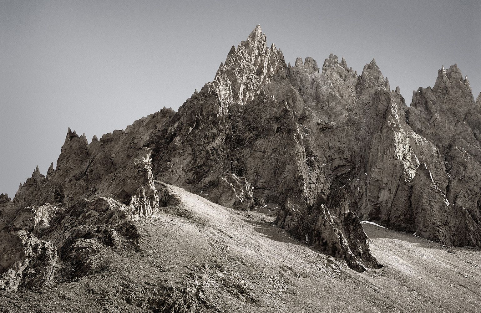 nikkei_66-09 by Michael Najjar